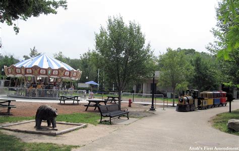 New Bedford's Buttonwood Park Zoo + Farm