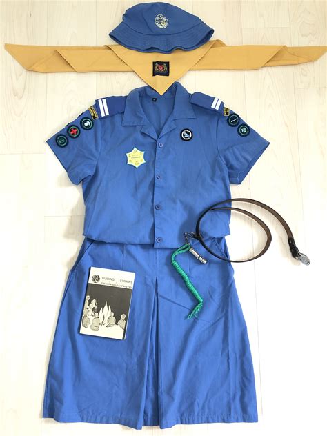 Free - Full set of Girl Guides uniform, Women's Fashion, Dresses & Sets, Sets or Coordinates on ...