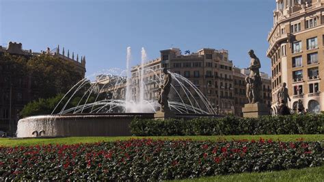 Fountains And Statues In Placa Plaza Catalunya Barcelona Spain Stock ...