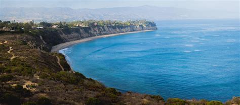 Paradise Cove, Malibu CA : surfing