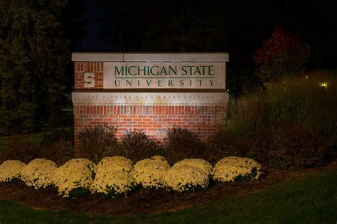 East Lansing MI - October 29, 2022: Michigan State University Entrance Sign Editorial Image ...