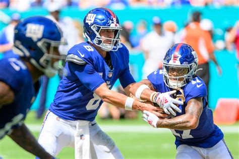 Giants injury report: Daniel Jones among at least 3 offensive starters out against Bills UPDATE ...