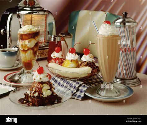 Diner soda fountain desserts Stock Photo - Alamy