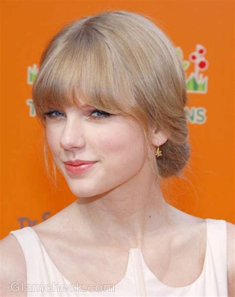 Taylor Swift Bangs--like the length and tapering on sides Short Bobs With Bangs, Pixie Cut With ...