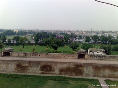 Lahore fort | Info Pakistan