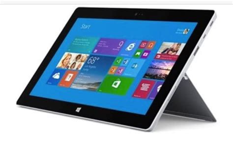 Microsoft Surface 3 1645 10.8in Tablet Intel Atom 1.60GHz 2GB RAM 64GB SSD - Silver