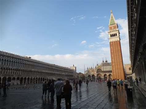 St Mark's Campanile (Venice) - WanderDisney