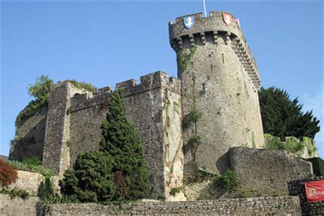 Normandy Castles - France Travel Guide - Eupedia