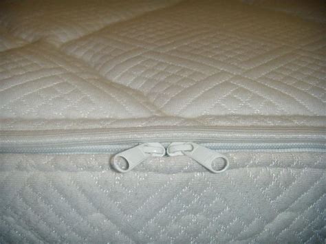 3000 Hard Side Waterbed Mattress Quilted Cotton Zipper Cover