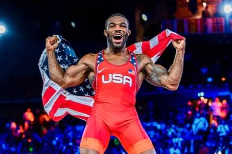 Jordan Burroughs aims to be alone on top of American wrestling pantheon