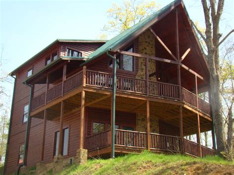 Elk Springs Resort - Log Cabin Rental Cabins in Gatlinburg TN with luxury rental cabins