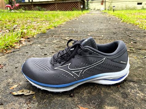 Mizuno Wave Rider 25 Multiple Tester Review - DOCTORS OF RUNNING