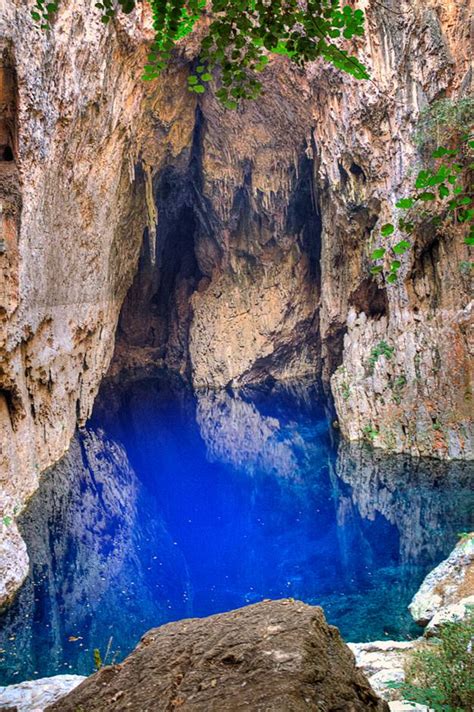 Chinhoyi Caves – Chinhoyi – Zimbabwe Connections