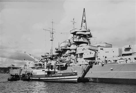 Broadside view of Bismarck battleship | World War Photos