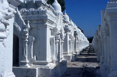 Temples of Burma - Travel Photos by Galen R Frysinger, Sheboygan, Wisconsin