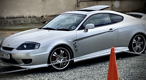 Hyundai Coupe Tuscani : r/AwesomeCarMods