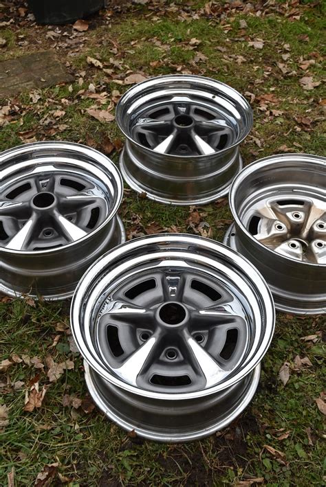 Set of 4 Pontiac Rally 2 Wheels New Open Box 15x7– FatMan's Garage