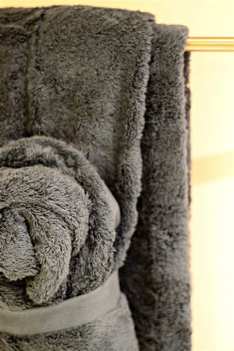 Spruce up a Bathroom with New Towels - ToolBox Divas