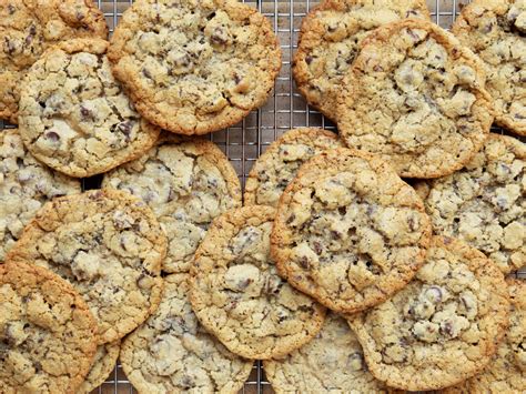 Mrs Fields Oatmeal Raisin Cookie Recipe | Dandk Organizer