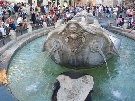 fountain of Barcaccia, Rome | Piccolo di Piazza di Spagna Suites al ...