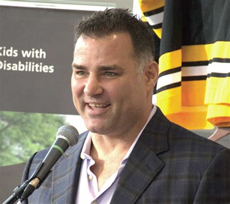 Lindros honoured by Hall of Fame induction | The Oshawa Express