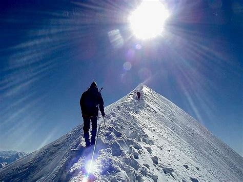 Nearing Mont Blanc summit : Photos, Diagrams & Topos : SummitPost