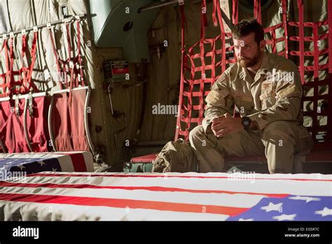 American sniper clint eastwood hi-res stock photography and images - Alamy