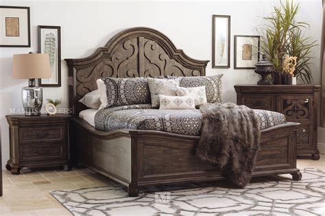 Bellamy Shaped 4-Piece Bedroom Set | Mathis Brothers Furniture