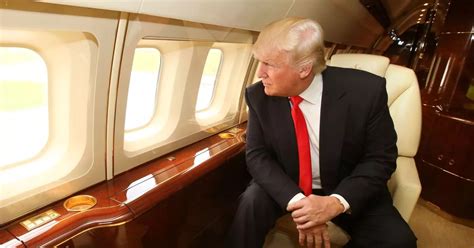 Plane carrying Donald Trump makes emergency landing after engine failure - Mirror Online