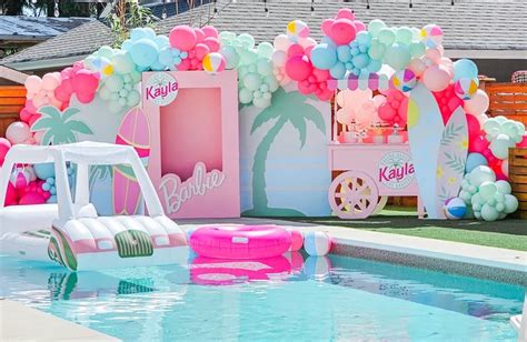 Malibu Barbie party | Barbie theme party, Barbie pool party, Barbie ...