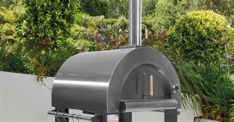 Aldi confirms release of its pizza oven for £500 less than other stores ...