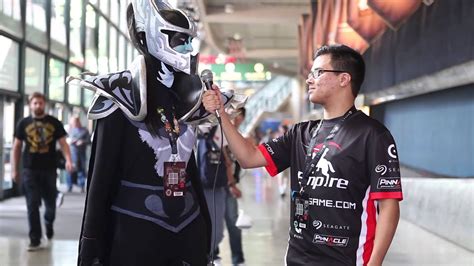 (Interview) Cosplay: Phantom Assassin @ The International 2015 - YouTube