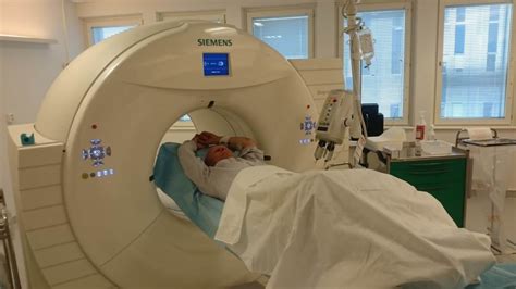 PET/CT-guided chemoradiotherapy improves lung cancer outcomes – Physics World