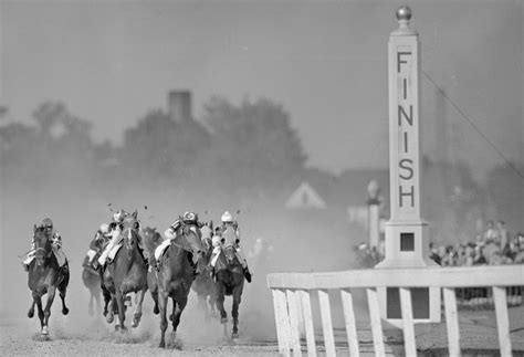 In Photos: The Kentucky Derby Through The Years - Newsweek