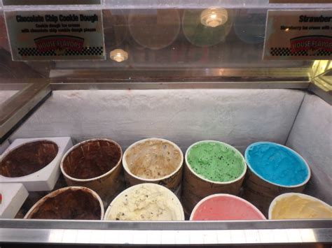 Best Ice Cream Ever at House of Flavors in Ludington, Michigan - Review ...