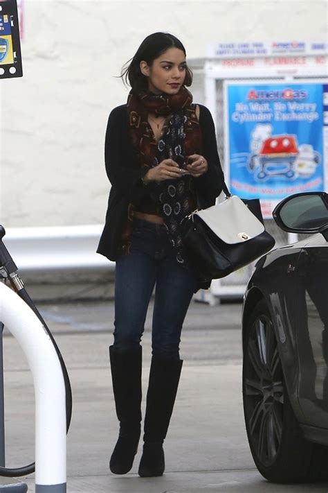 Vanessa Hudgens Casual Outfits Winter