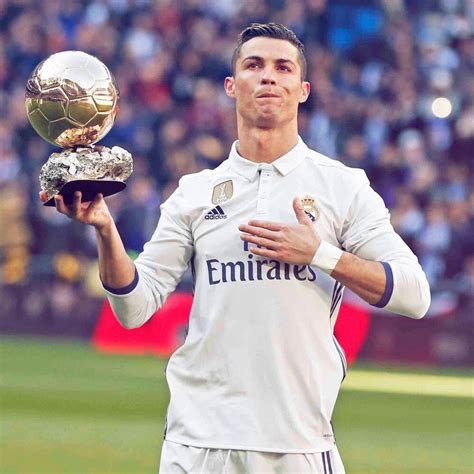 ¿EL FIN DE UNA ERA? Cristiano Ronaldo se va del Real Madrid - El Muro ...