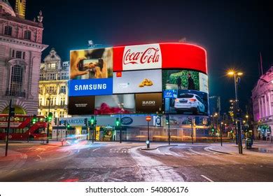 1,289 Piccadilly circus night Images, Stock Photos & Vectors | Shutterstock