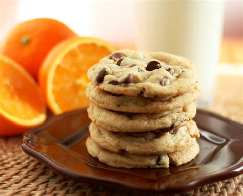 Orange Chocolate Chip Cookies (tastes just like an Orange Milano, but ...