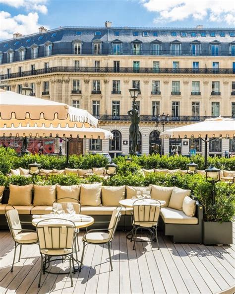 13 Best Paris Restaurants With A View: 2024 Guide