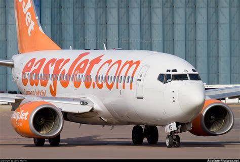 G-EZKG - easyJet Boeing 737-700 at London - Luton | Photo ID 105349 | Airplane-Pictures.net