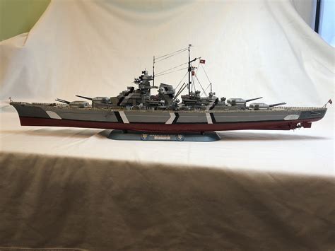 Battleship Bismarck -- Plastic Model Military Ship Kit -- 1/350 Scale -- #05040 pictures by ...