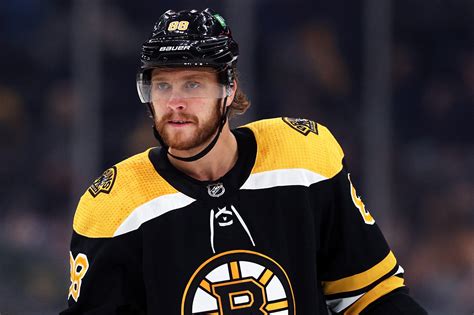 Bruins' David Pastrnak fights cancer with new pasta partnership