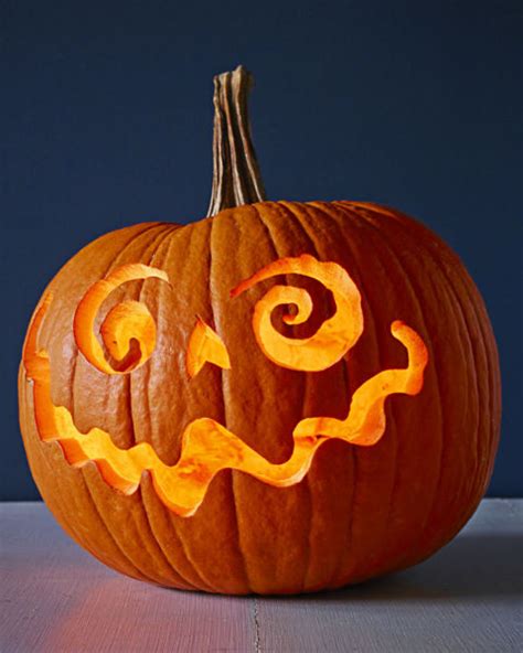 31 Easy Pumpkin Carving Ideas for Halloween 2017 - Cool Pumpkin Carving Designs and Pictures