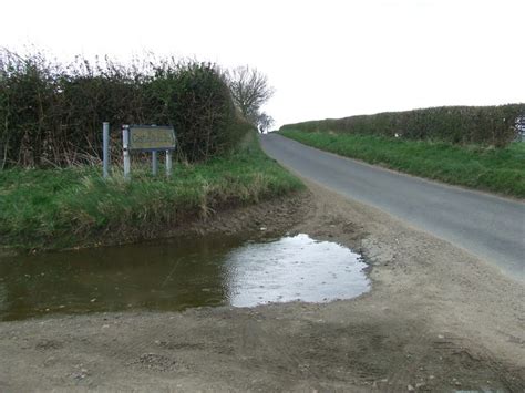 Peddars Way © Keith Evans cc-by-sa/2.0 :: Geograph Britain and Ireland