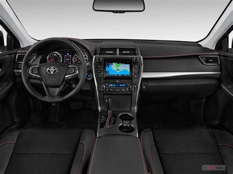 2015 Toyota Camry: 78 Interior Photos | U.S. News