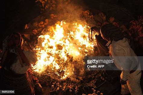 361 Mayan Priests Stock Photos, High-Res Pictures, and Images - Getty Images