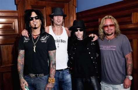 Motley Crue members working with trainers, nutritionists ahead of tour ...