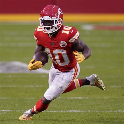 Bills vs. Chiefs: Top Fantasy Bets, Predictions for 2021 AFC ...