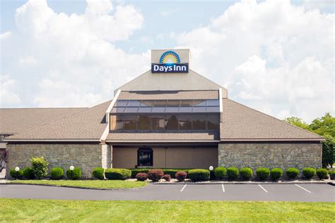 Days Inn by Wyndham Maumee/Toledo | Maumee, OH Hotels